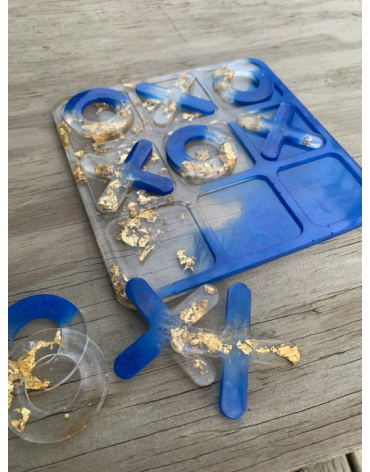first_epoxy_resin_tic_tac_toe_board